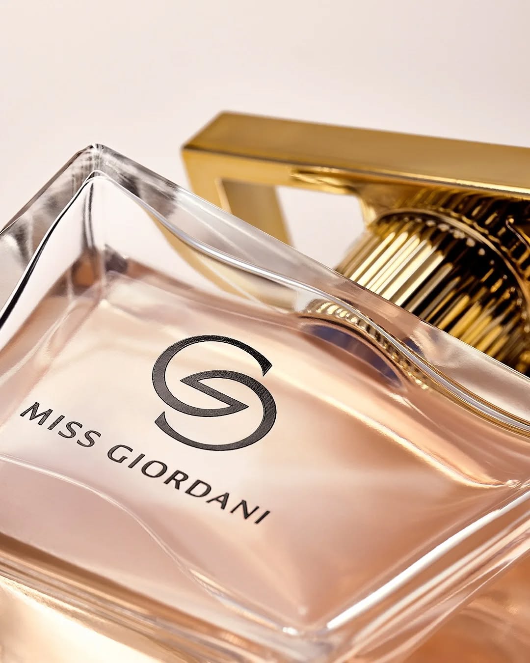 GIORDANI GOLD Miss Giordani eau de Parfum - Gambar 8