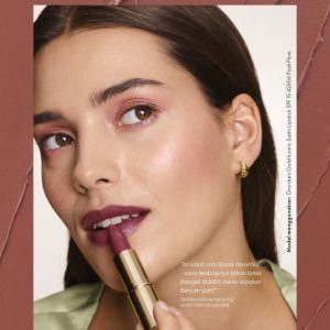 Giordani Gold Iconic Satin Lipstick SPF 15 | Toko Make up Oriflame